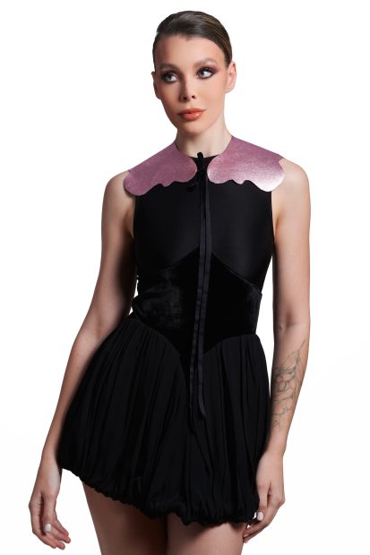 Dasha <p> metallic pink leather collar