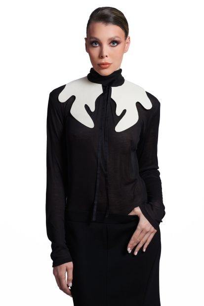 Tano <p> white leather collar